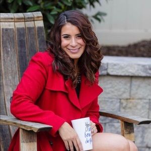 Meet your Posher, Nicole